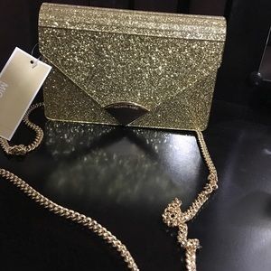 MICHAEL KORS-Barbara MD ENVELOPE CLUTCH -Gold